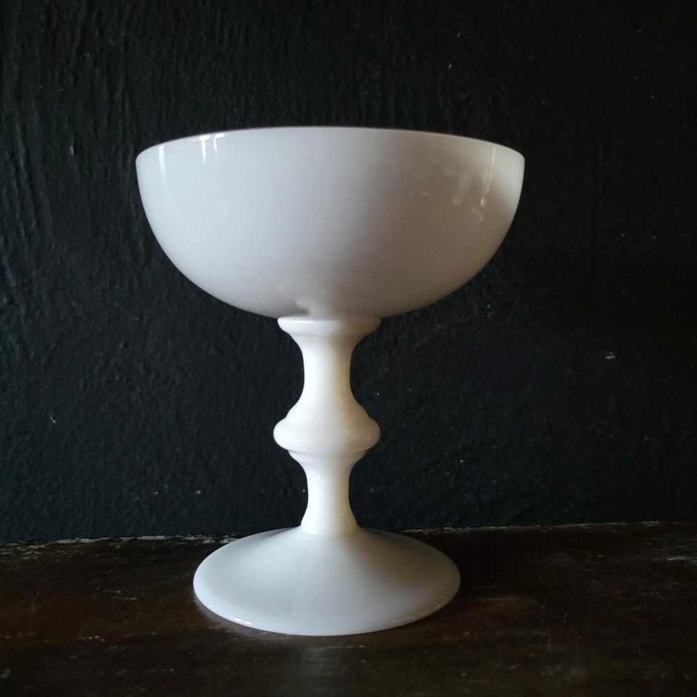Vallerysthal French White Opaline Champagne Coupe Glass Elegant Stemware *Chip